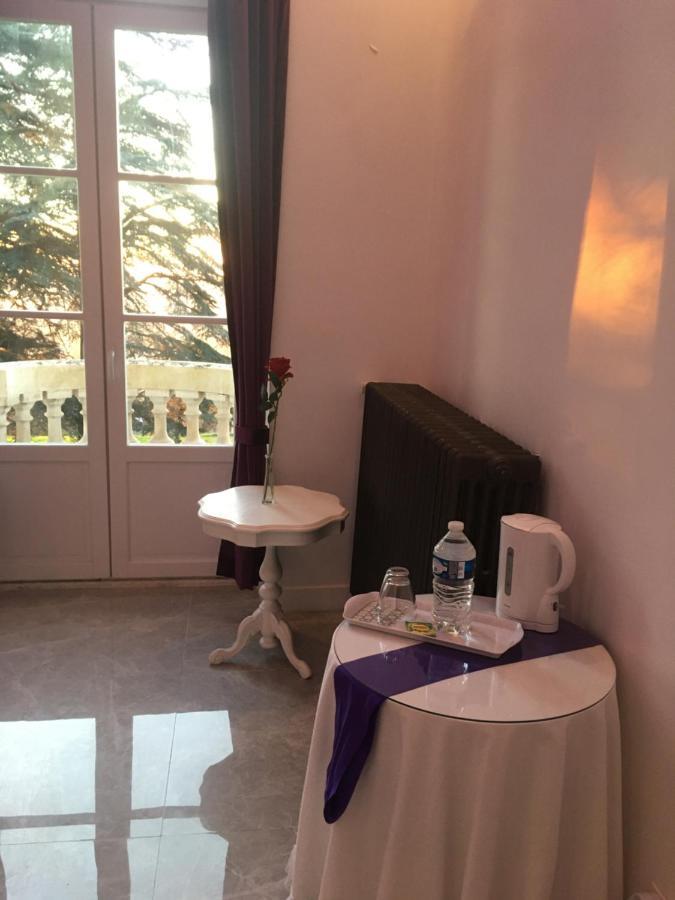 Chateau De La Rocherie Nevers Nord / Alojamento de Acomodação e Pequeno-almoço 3*