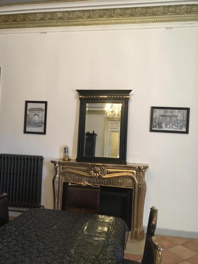 Alojamento de Acomodação e Pequeno-almoço Chateau De La Rocherie Nevers Nord / Varennes-Vauzelles