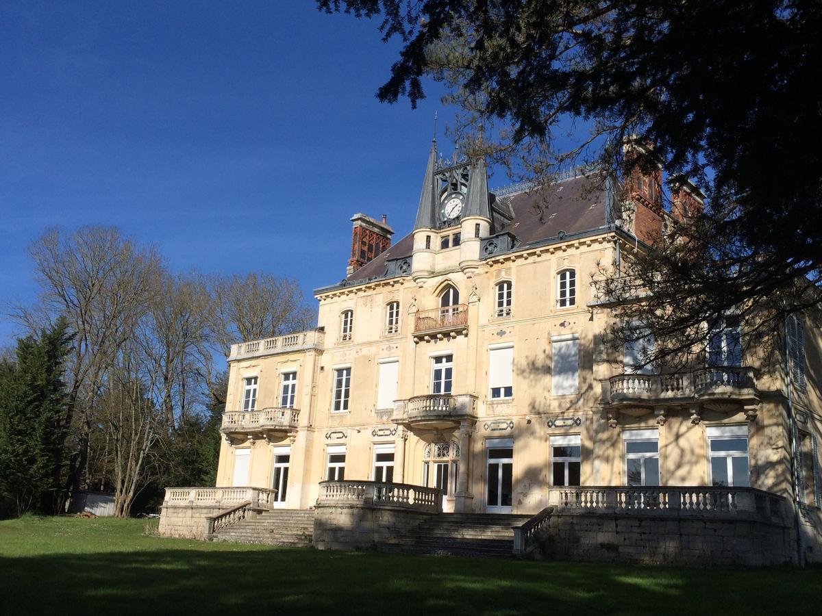 Chateau De La Rocherie Nevers Nord / Alojamento de Acomodação e Pequeno-almoço