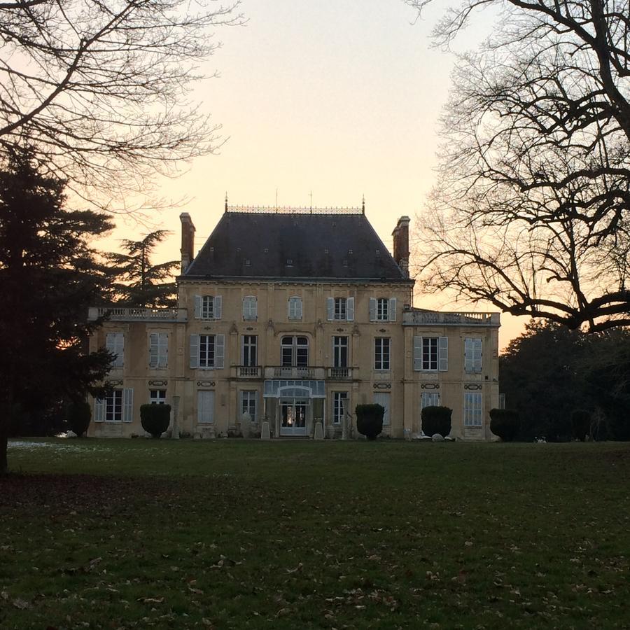 Chateau De La Rocherie Nevers Nord /